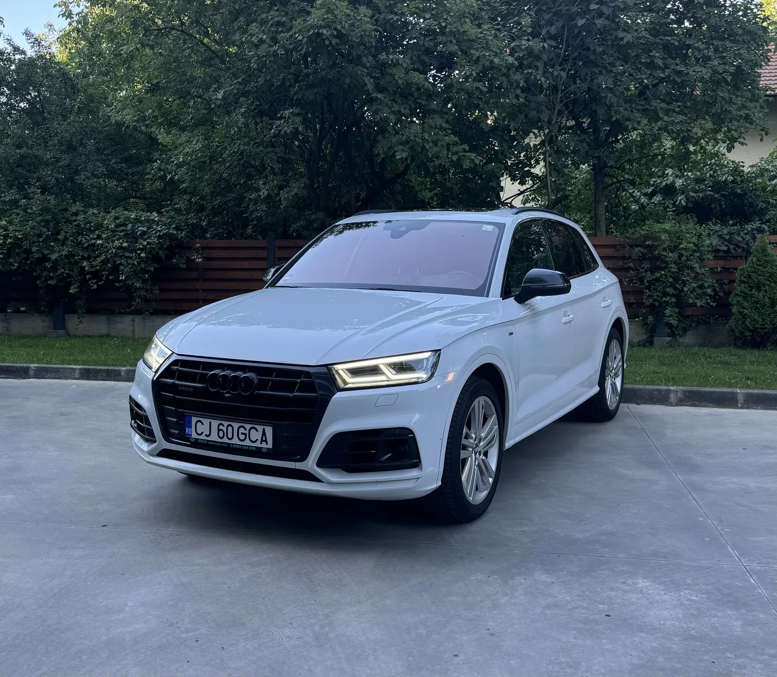Audi Q5 4x4 sau Similar