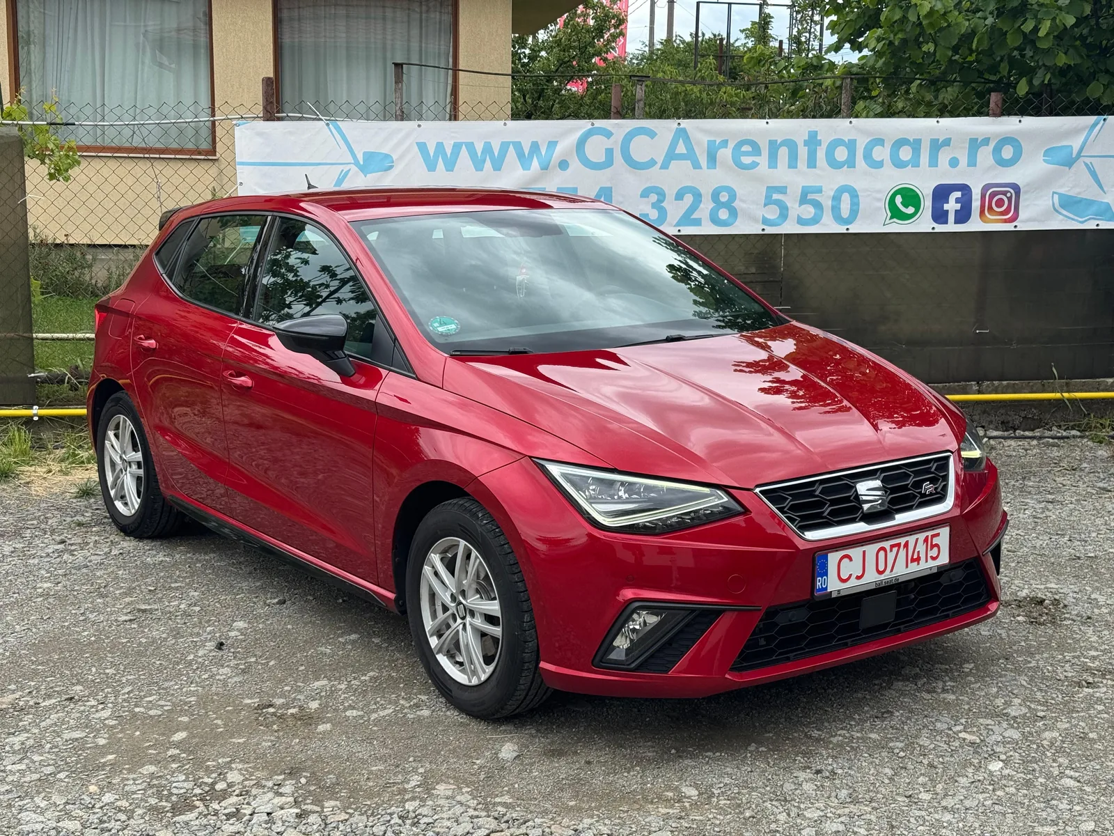 Seat Ibiza sau Similar