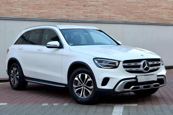 Mercedes GLC 4x4 ( Automat ) sau Similar