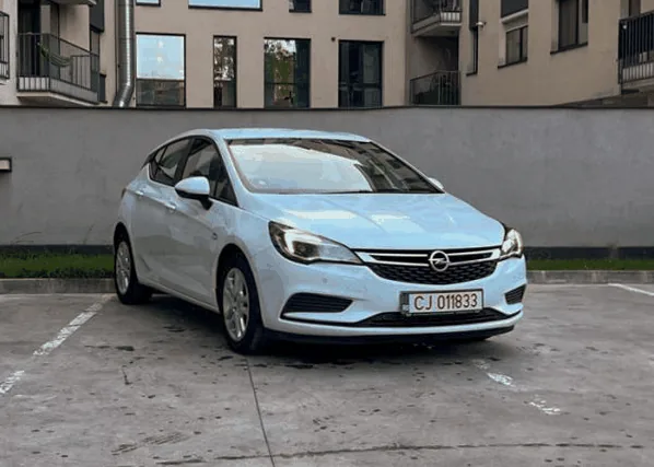 Opel Astra sau Similar