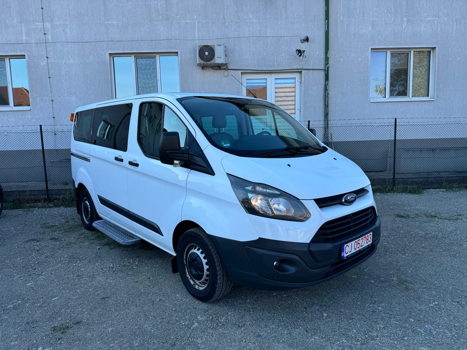 Ford Transit Custom 8+1