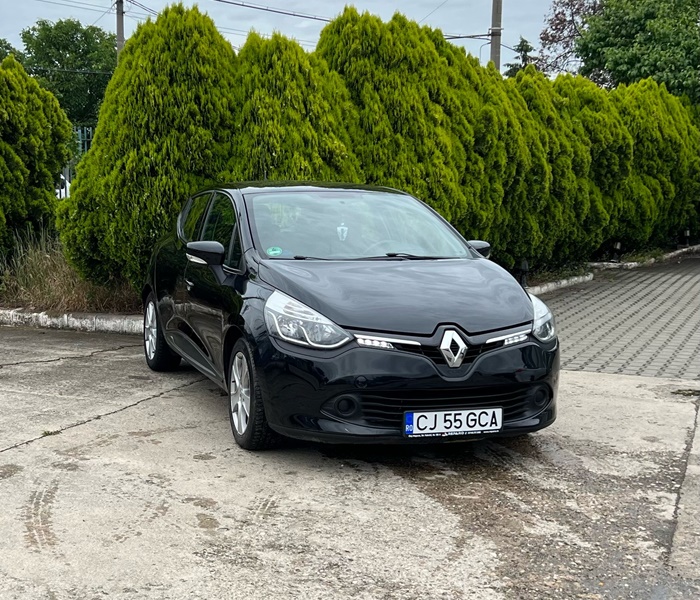 Inchiriere Renault Clio Cluj - GCA