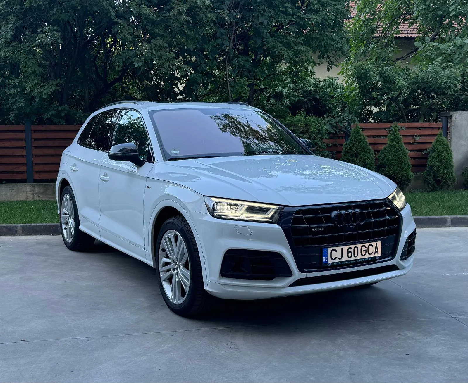 Inchiriere Audi Q5 Quattro Cluj - GCA Inchiriere Audi Q5 Quattro Cluj - GCA